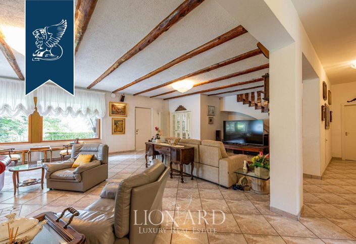 Image No.22-Villa de 5 chambres à vendre à Lombardie