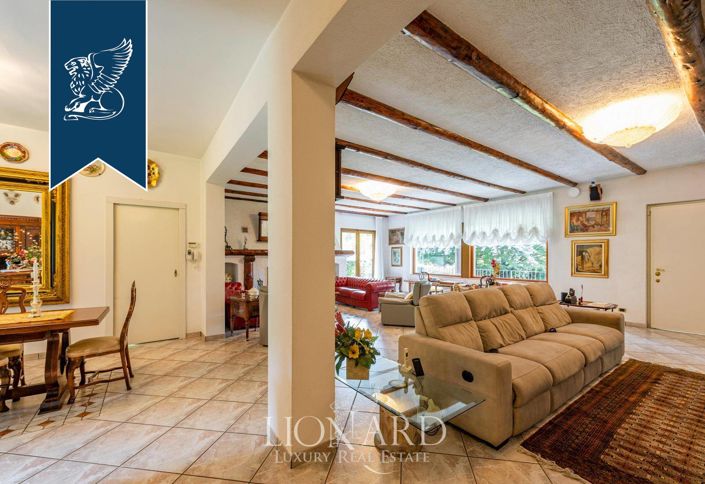 Image No.23-Villa de 5 chambres à vendre à Lombardie