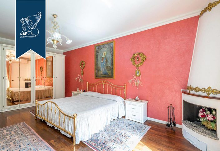 Image No.34-Villa de 5 chambres à vendre à Lombardie