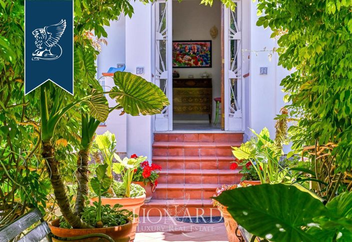 Image No.12-Villa de 4 chambres à vendre à Capri