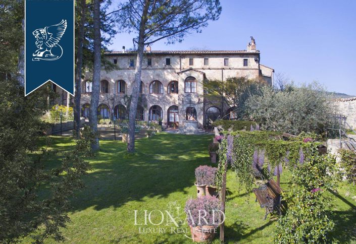 Image No.2-13 Bed Hotel for sale