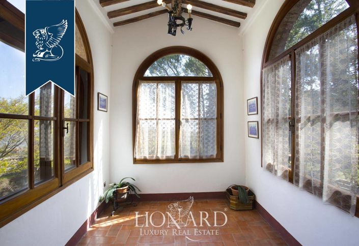 Image No.27-13 Bed Hotel for sale