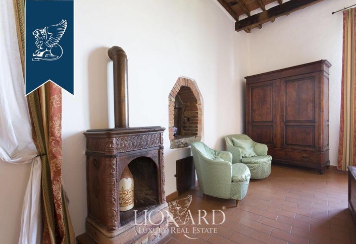 Image No.29-13 Bed Hotel for sale