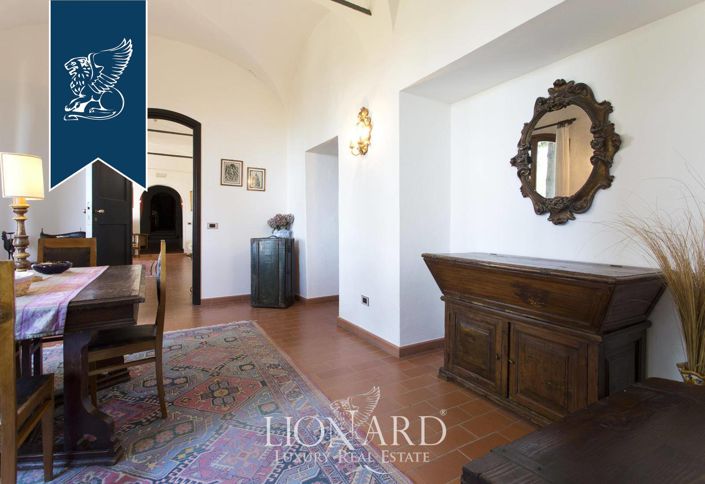 Image No.31-13 Bed Hotel for sale