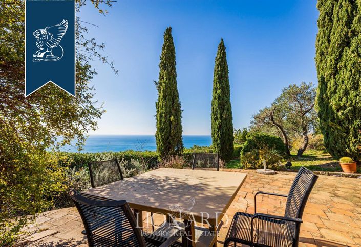 Image No.17-Villa de 4 chambres à vendre à Bonassola