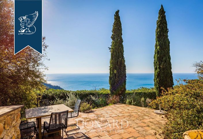 Image No.19-Villa de 4 chambres à vendre à Bonassola