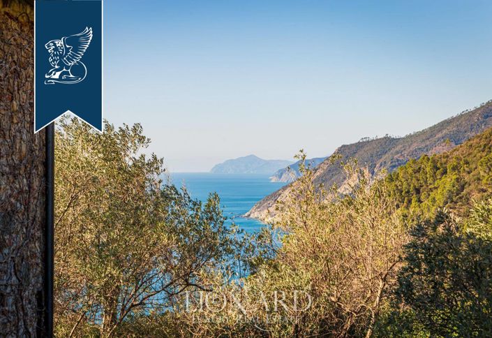 Image No.33-Villa de 4 chambres à vendre à Bonassola