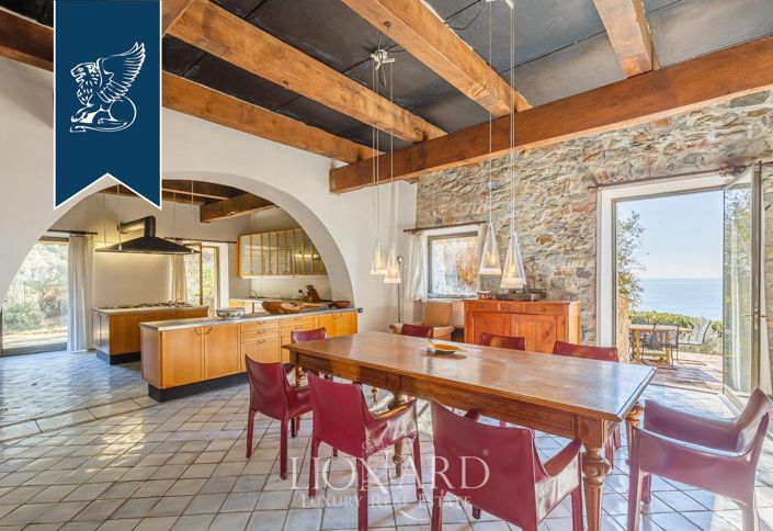 Image No.42-Villa de 4 chambres à vendre à Bonassola