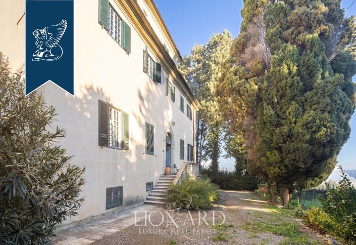 Image No.3-14 Bed Villa for sale