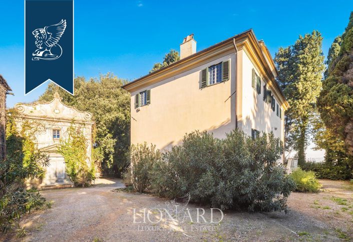 Image No.9-14 Bed Villa for sale