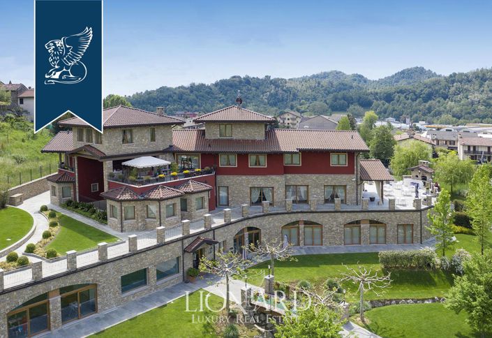 Image No.6-14 Bed Hotel for sale