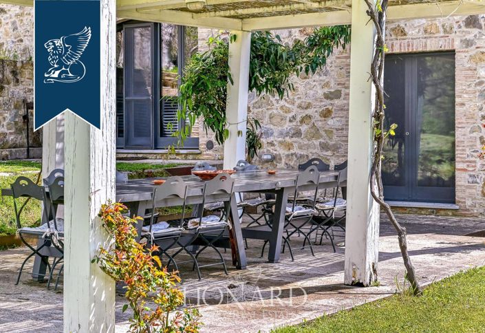 Image No.10-Villa de 12 chambres à vendre à Sarteano