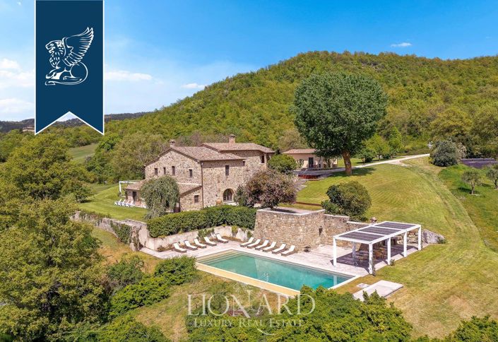 Image No.2-Villa de 12 chambres à vendre à Sarteano