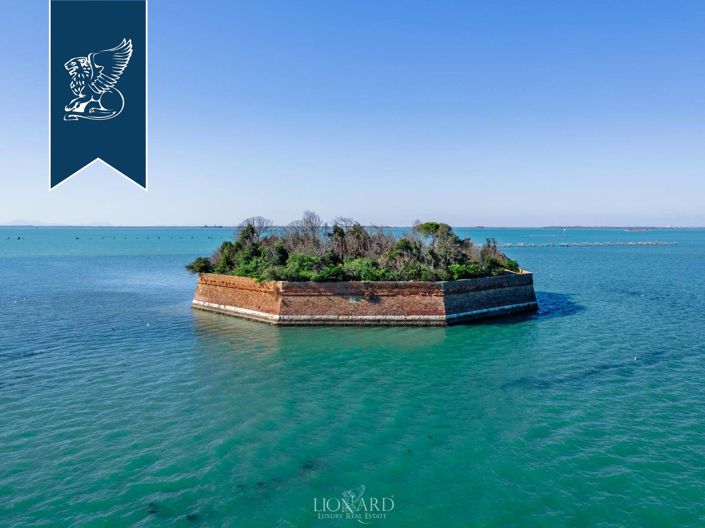 Image No.10-5 Bed Villa for sale