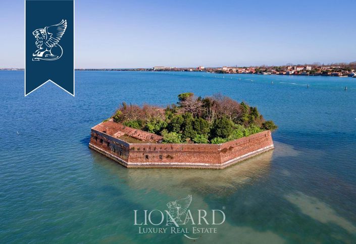 Image No.4-5 Bed Villa for sale