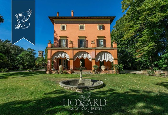 Image No.2-36 Bed Villa for sale