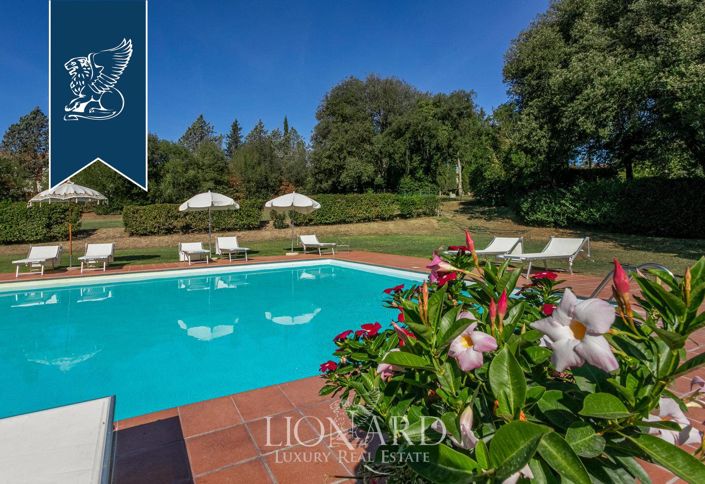 Image No.4-36 Bed Villa for sale