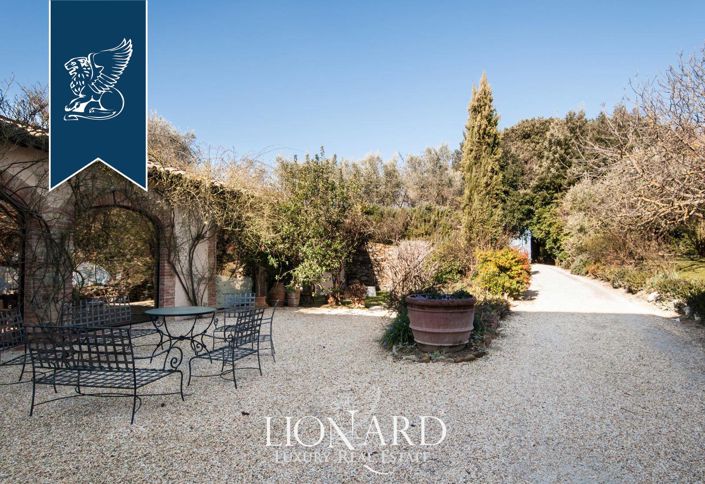 Image No.16-Un hôtel de 15 chambres à vendre à Montepulciano