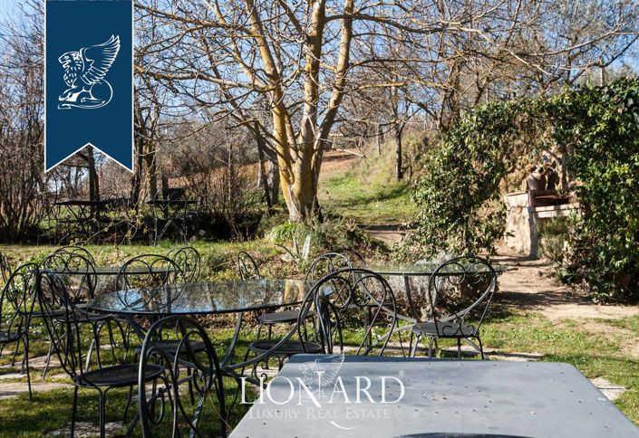 Image No.8-Un hôtel de 15 chambres à vendre à Montepulciano