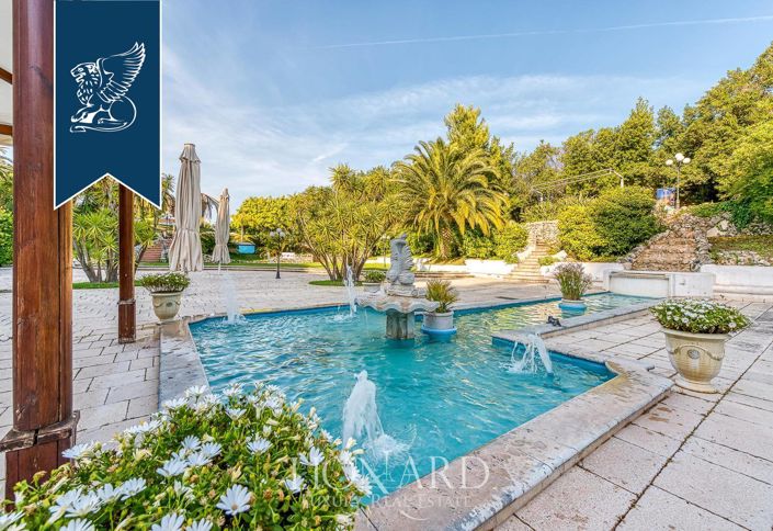 Image No.12-16 Bed Villa for sale