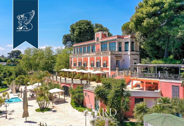 Image No.5-16 Bed Villa for sale