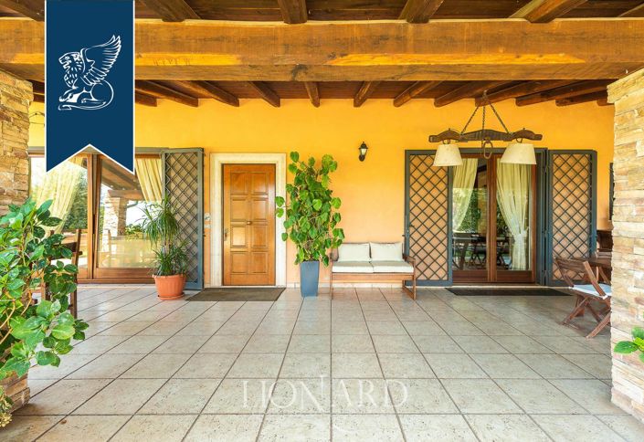 Image No.13-7 Bed Villa for sale