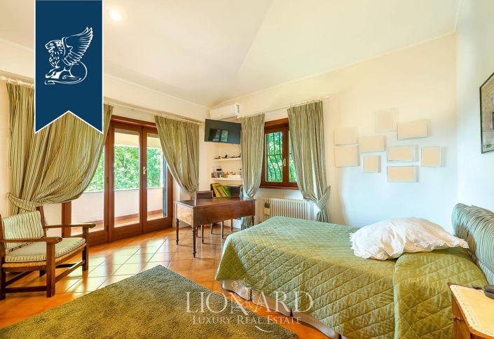 Image No.37-7 Bed Villa for sale