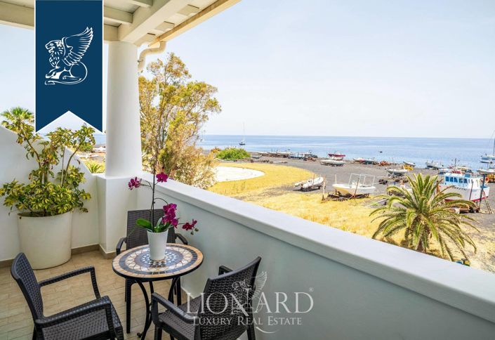 Image No.35-25 Bed Hotel for sale