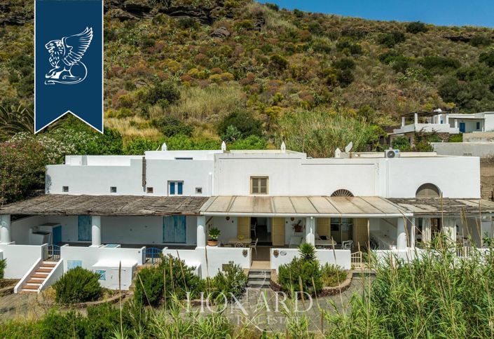 Image No.38-25 Bed Hotel for sale