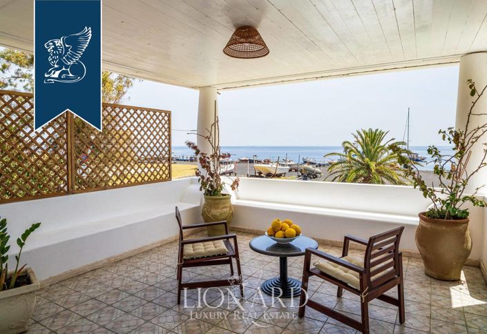 Image No.39-25 Bed Hotel for sale