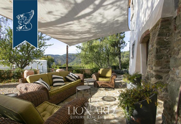 Image No.10-7 Bed Villa for sale