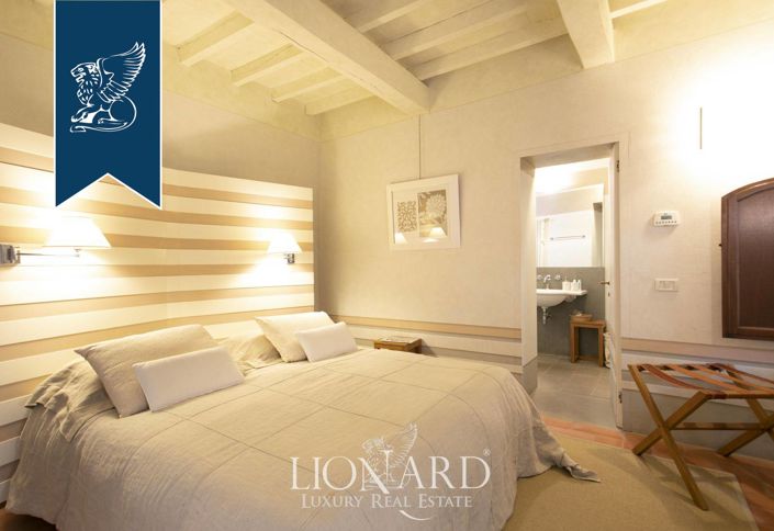 Image No.44-7 Bed Villa for sale