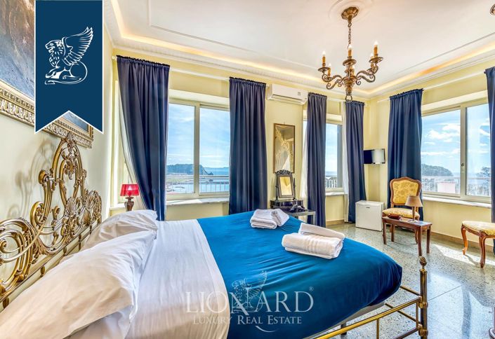 Image No.17-Villa de 8 chambres à vendre à Pozzuoli