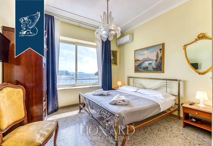 Image No.19-Villa de 8 chambres à vendre à Pozzuoli