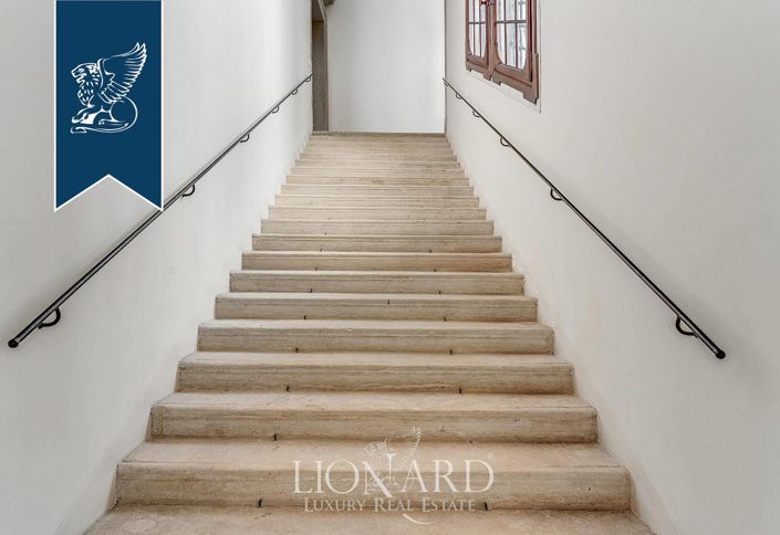 Image No.101-3 Bed Apartment for sale