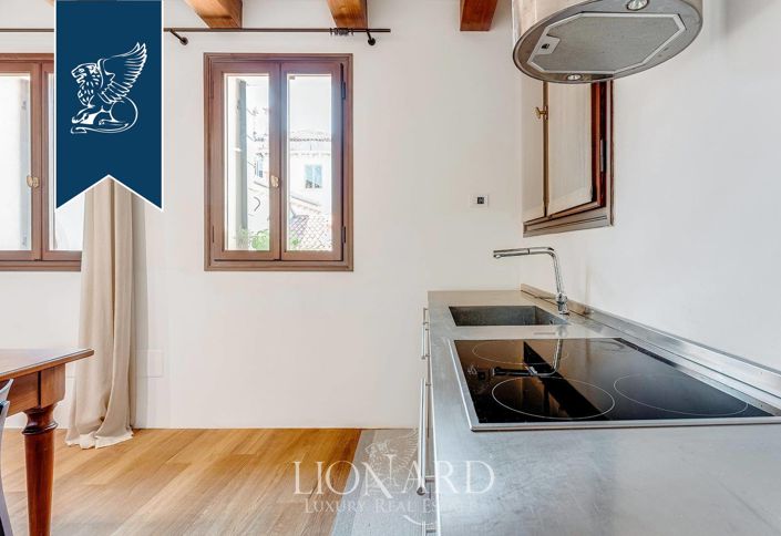 Image No.94-3 Bed Apartment for sale