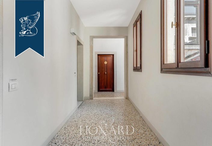 Image No.99-3 Bed Apartment for sale