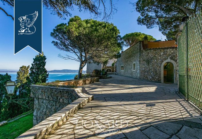 Image No.20-6 Bed Villa for sale