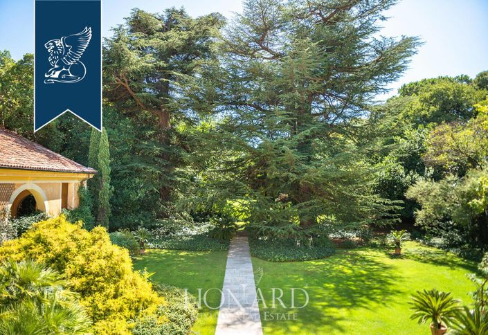 Image No.20-4 Bed Villa for sale