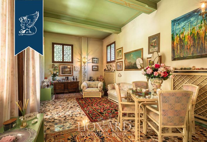 Image No.44-4 Bed Villa for sale