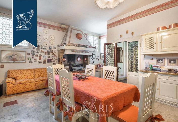 Image No.70-4 Bed Villa for sale