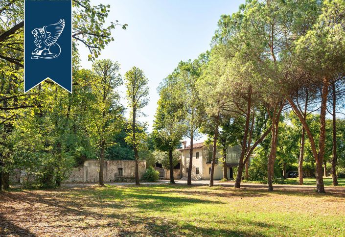 Image No.76-4 Bed Villa for sale