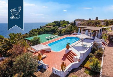 1 - Lipari, Villa