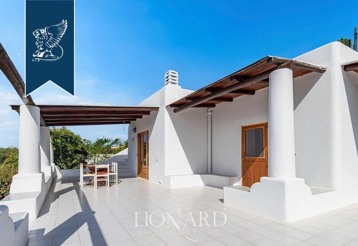 Image No.14-10 Bed Villa for sale