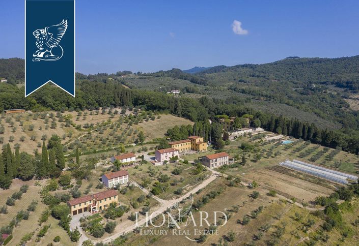 Image No.2-45 Bed Villa for sale