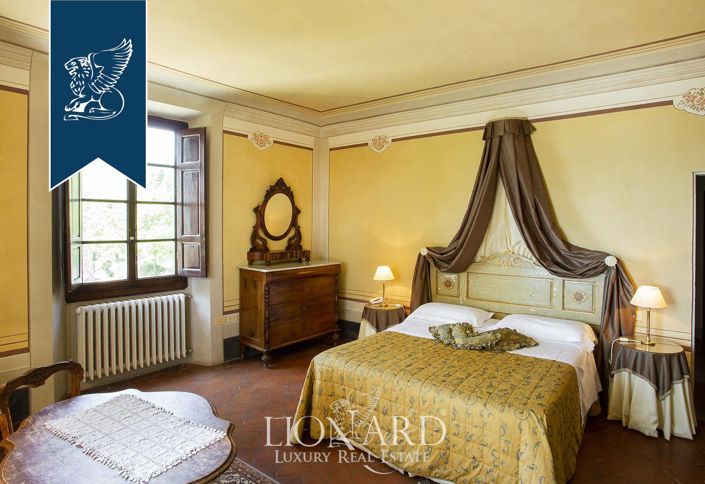 Image No.30-45 Bed Villa for sale