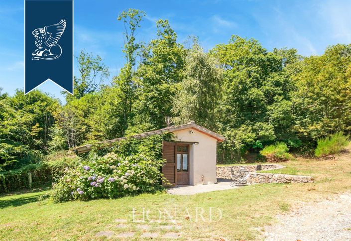 Image No.31-6 Bed Hotel for sale