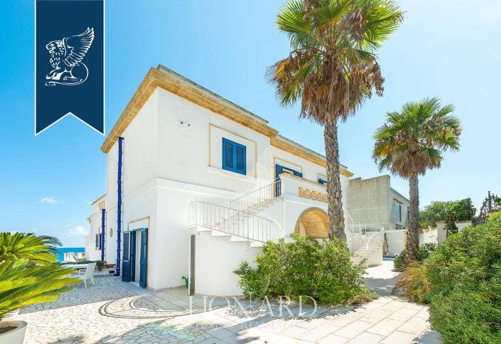 Image No.1-6 Bed Villa for sale