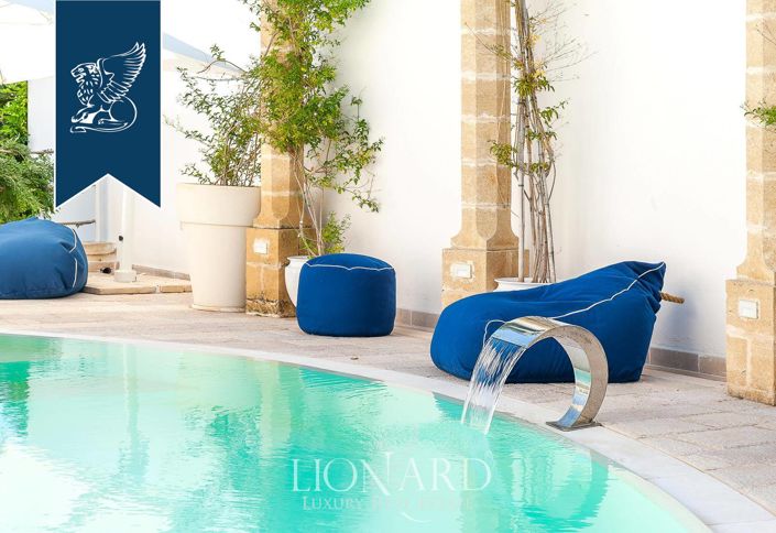 Image No.17-6 Bed Villa for sale