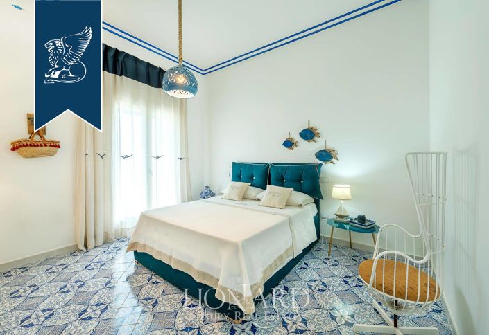 Image No.43-6 Bed Villa for sale